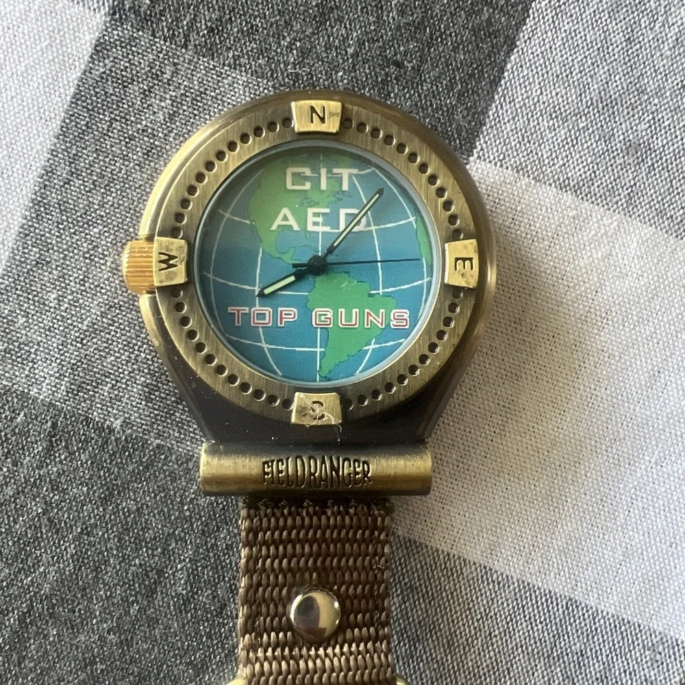 Field Ranger Analog Wristwatch - Picture 2 of 3